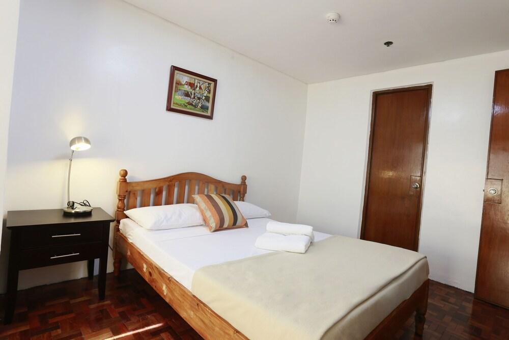 The Victor Hotel Makati City Ngoại thất bức ảnh