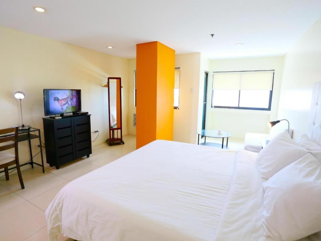 The Victor Hotel Makati City Ngoại thất bức ảnh