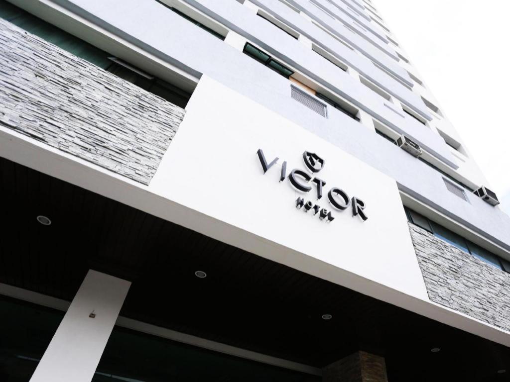 The Victor Hotel Makati City Ngoại thất bức ảnh