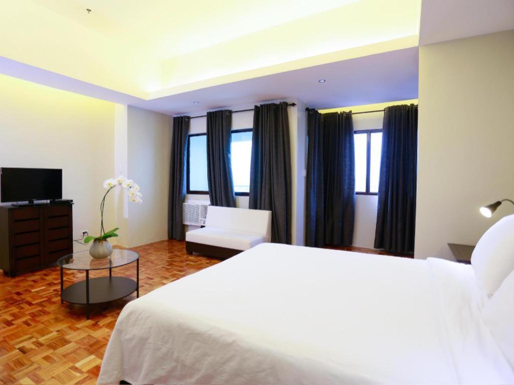 The Victor Hotel Makati City Ngoại thất bức ảnh